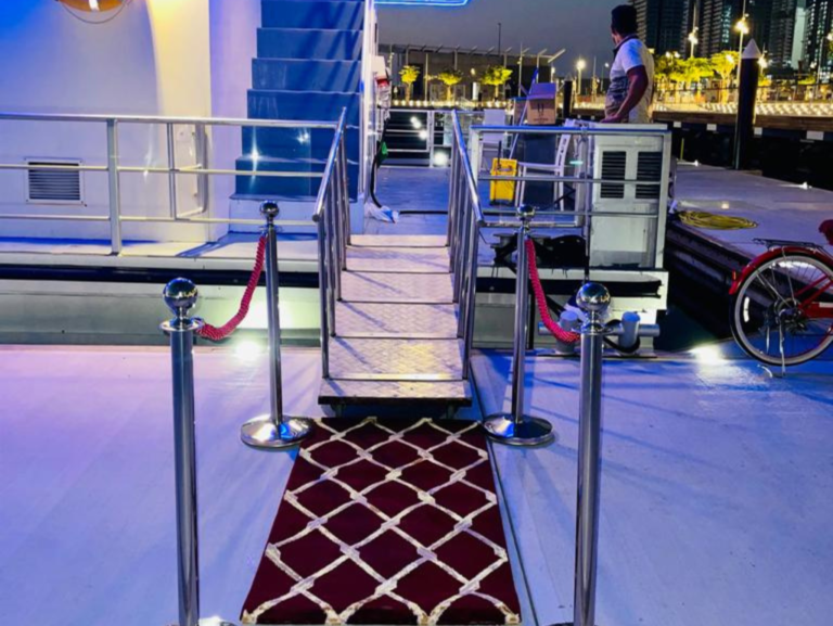 VIP DHOW CRUISE MARINA DEAL(PREMIUM ECONOMY)