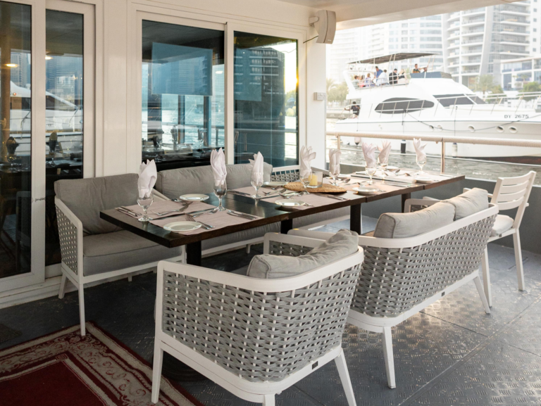 FIVE STAR SEA LOUNGE MARINA (PREMIUM)